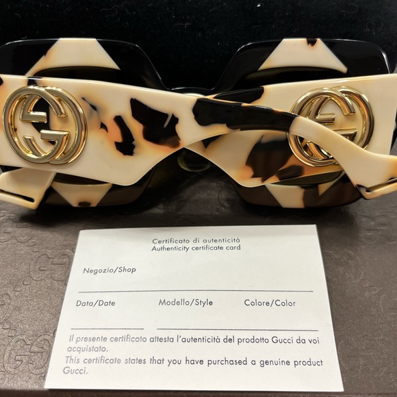 GUCCI Hollywood Forever Woman’s Sunglasses - Picture 10 of 16